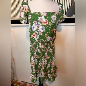 Trixx Green Floral Dress Size XL NWT